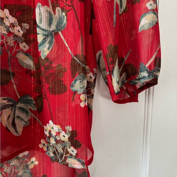 LC Lauren Conrad Red Floral Blouse - Picture 2 of 11